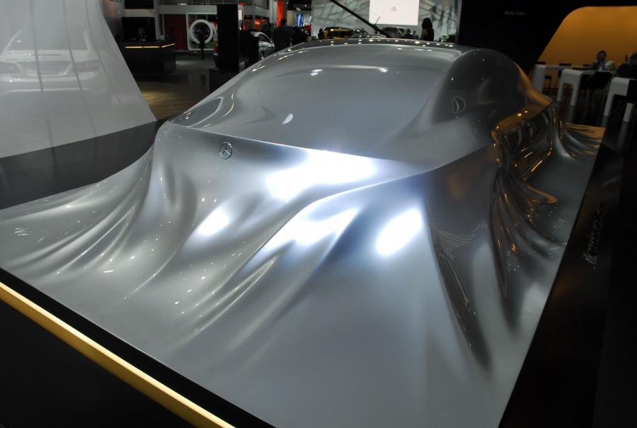  Mercedes-Benz CLS-Class Sculpture 2010 года  (фото 23 из 29)